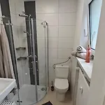 Sorgenfrei In ! - Im Eg Mit Privatparkplatz&balkon