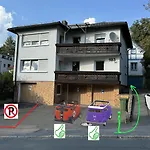 Sorgenfrei In ! - Im Eg Mit Privatparkplatz&balkon *